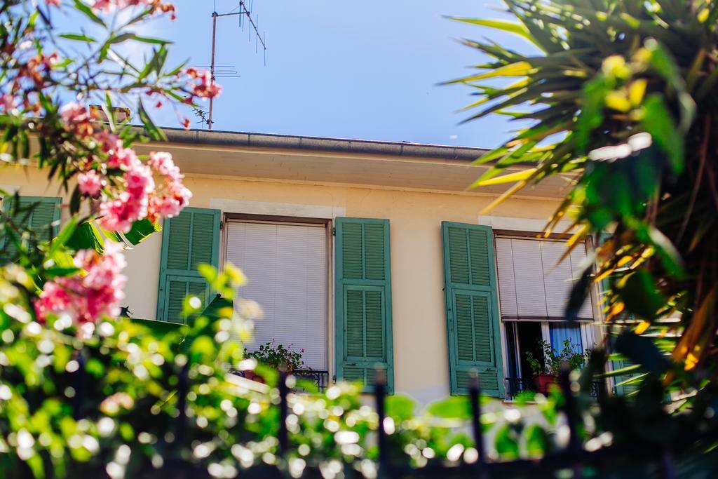 Logis Hotel Villa Victorine Niza Exterior foto